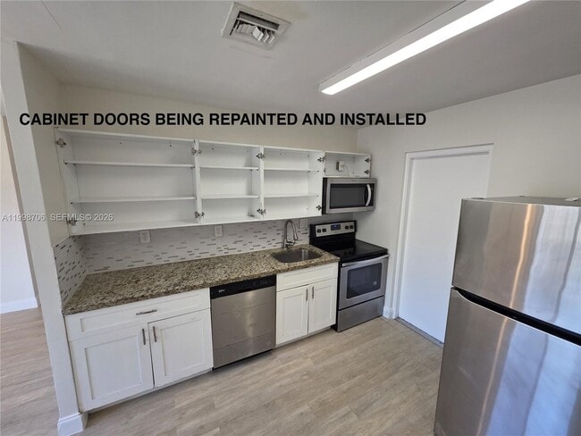 Photo - 730 NW 5th St Unit 3