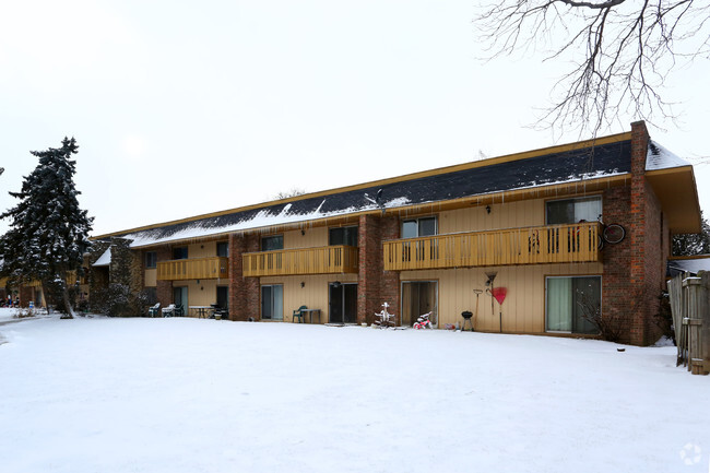 Spring Hill Apartments - Spring Hill Apartments