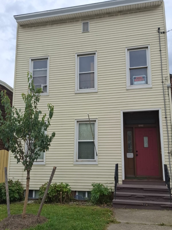 Building Photo - 1243 Broadway Rental