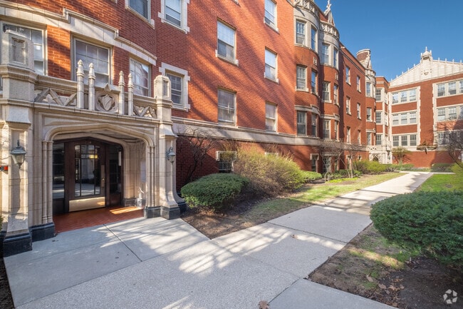 Building Photo - 230 N Oak Park Ave Unit 2I Rental