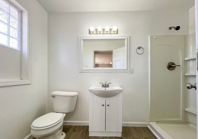 Photo - 6823 SW Knoll Ct