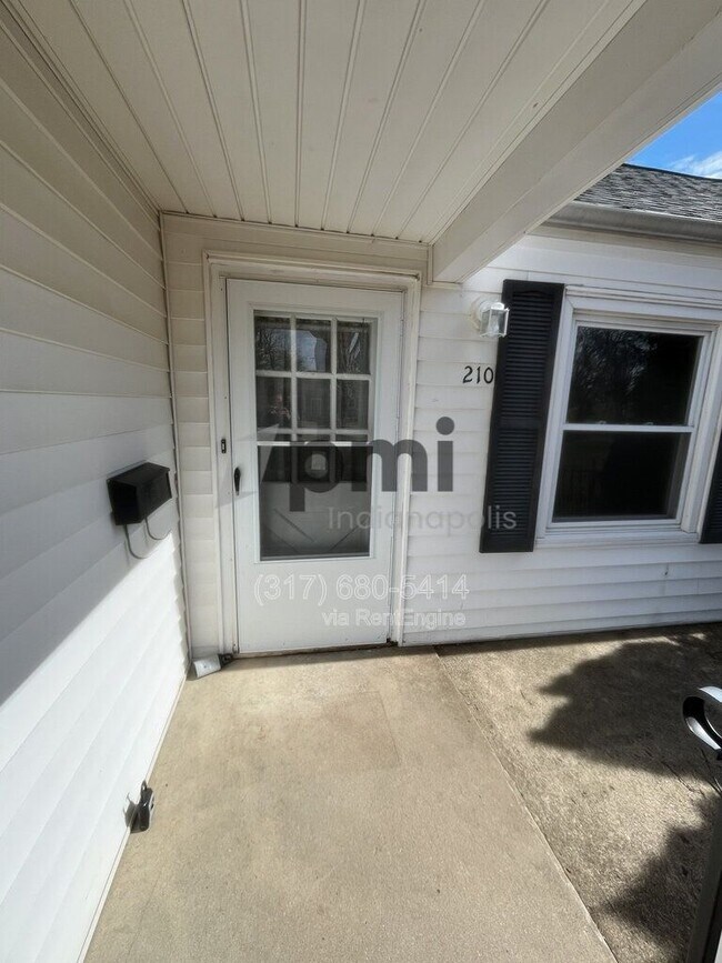 Photo - 210 Donnelly Dr