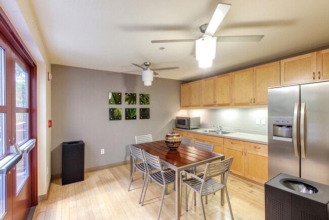 Photo - 1150 J St Unit 203