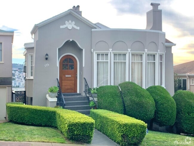 Building Photo - 775 Mangels Ave Rental