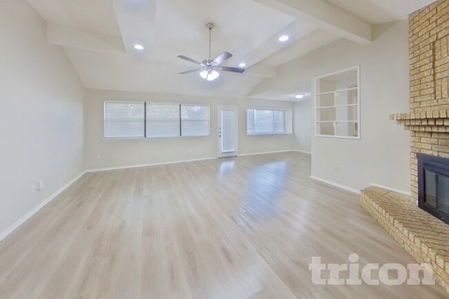 Photo - 2645 Danberry Ln