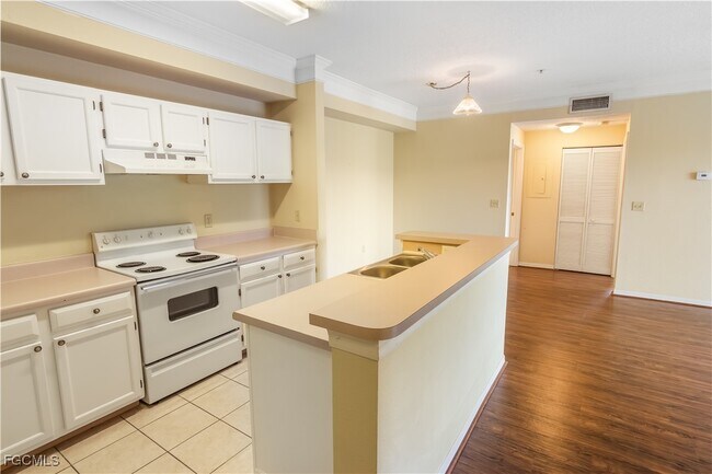 Photo - 11490 Villa Grand Unit 224