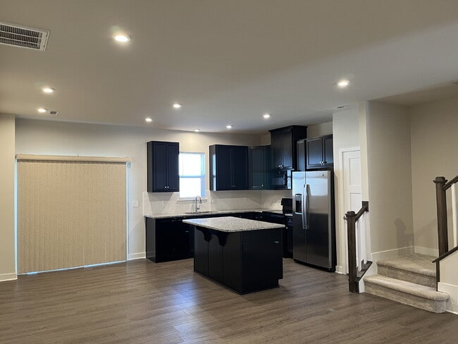 Photo - "Charming 3-Bedroom Townhouse with 2.5 Baths on Riverbrook Drive – Your Perfect Gallatin Retreat!"