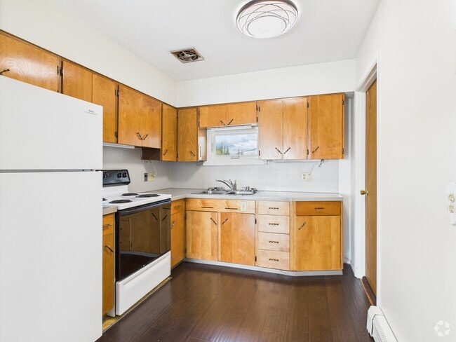 Building Photo - 520 Halvorson Rd Rental