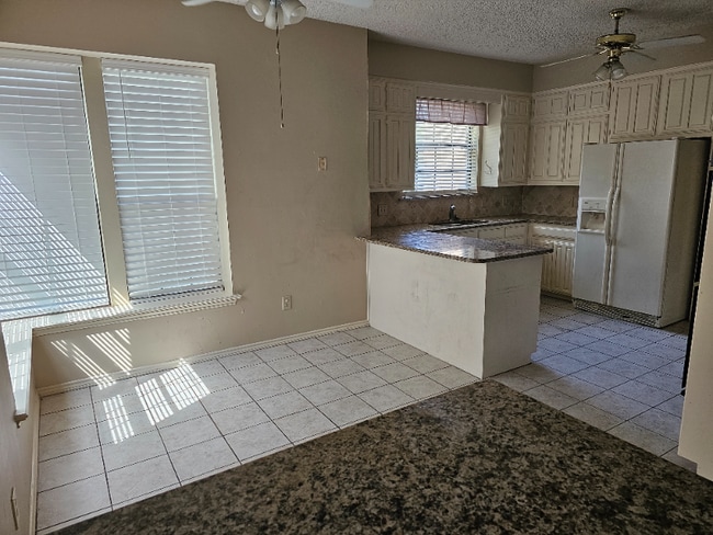 Photo - 2712 Powderhorn Dr