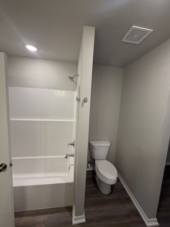 Photo - 3 Bed | 2 Bath Luxury Duplex