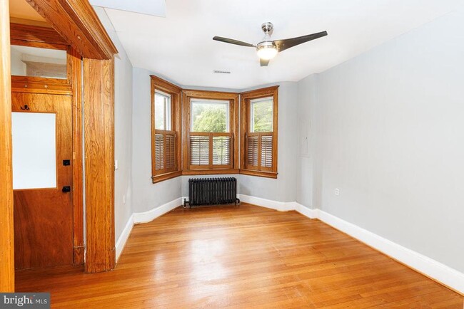Photo - 1437 East Capitol St SE
