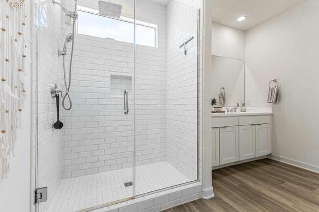 Photo - 4509 N 197th Ln