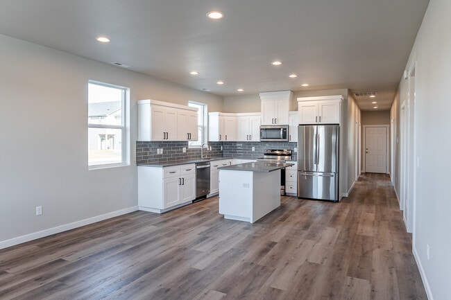 Photo - 4081 Quinn Dr NE