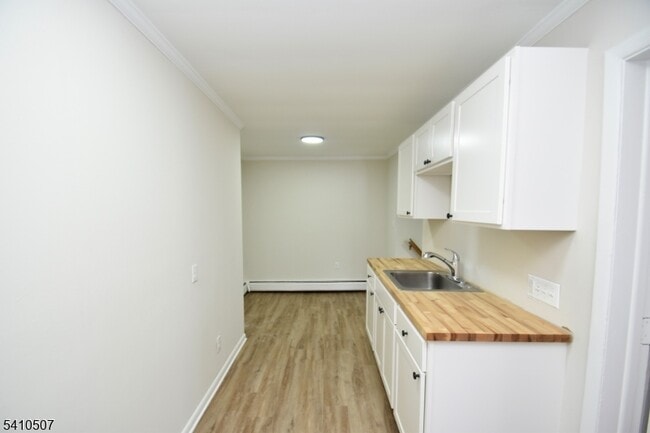 Photo - 69 NJ-23 Unit d