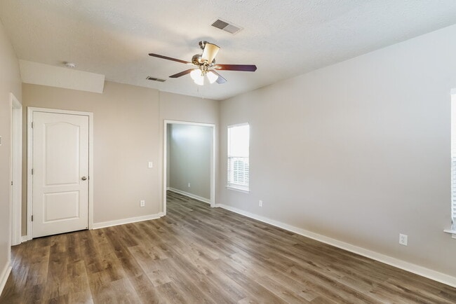 Photo - 2737 Pepperdine Dr