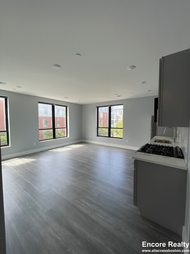 Photo - 365 Western Ave Unidad 307