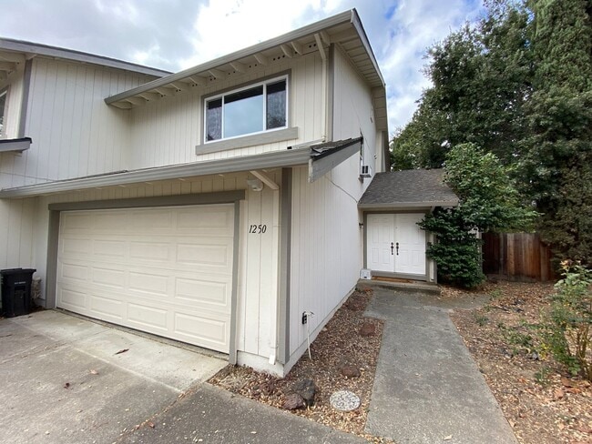 3 Bed 2.5 Bath In Walnut Creek - 3 Bed 2.5 Bath In Walnut Creek House