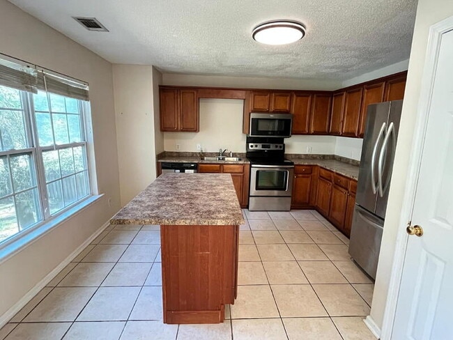 Photo - 116 Fox Trace