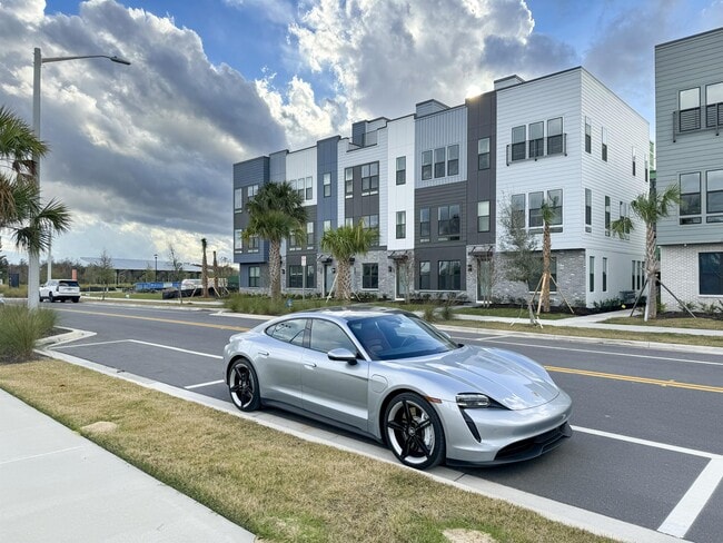 Photo - 2046 Packing District Wy