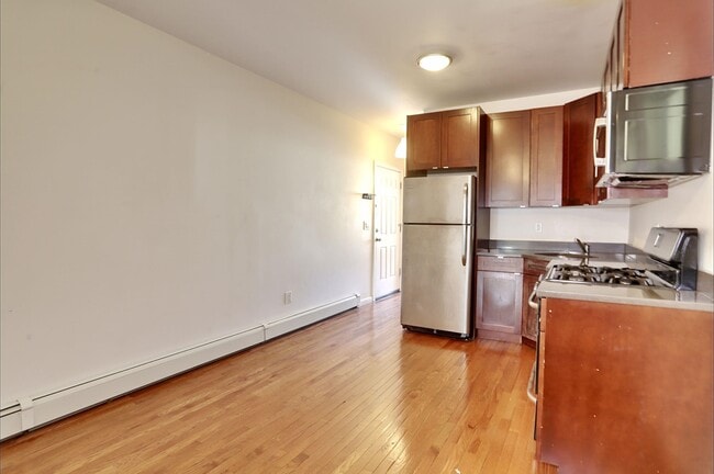 Photo - 79 Beacon Ave