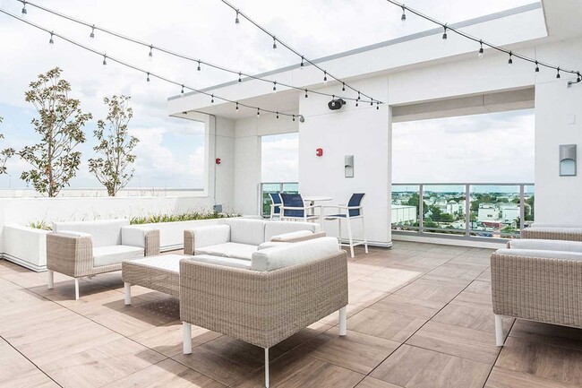 Photo - 1111 Durham Dr Unit 213