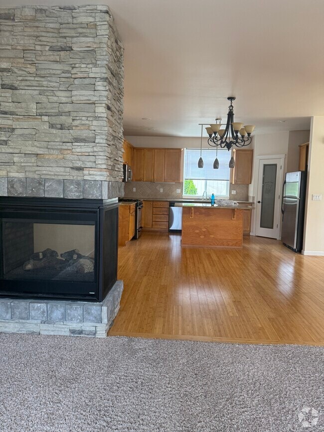 Building Photo - 11118 Paine Field Way Rental