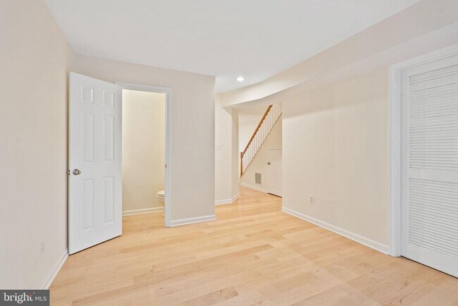 Photo - 3110 9th Rd N