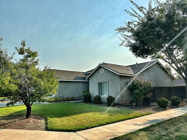 Photo - 2610 N Duke St