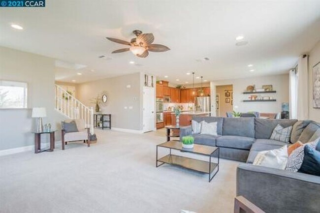 Photo - 693 Monte Verde Ln