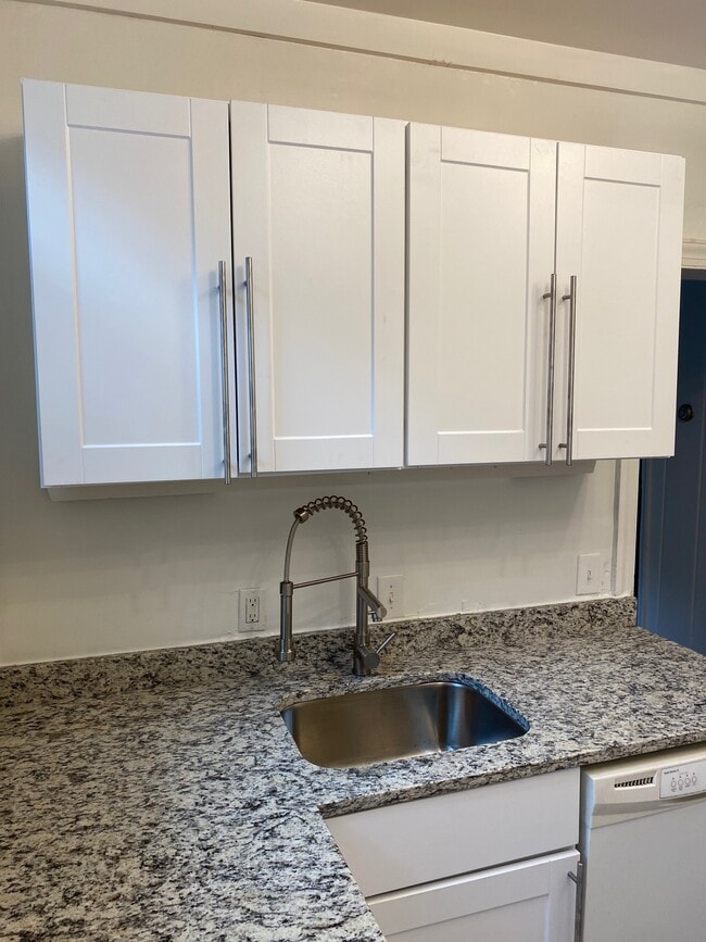 Photo - 3733 R St NW