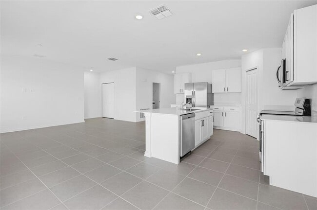 Photo - 2110 Marksman Rd