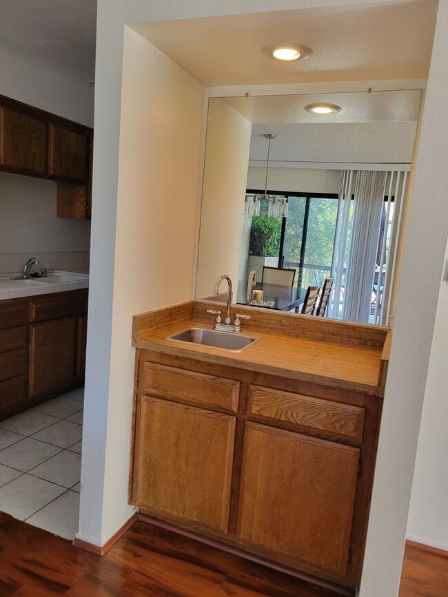 Photo - Plenty of Natural Light! Spacious Townhouse conveniently across Dominguez Hills!