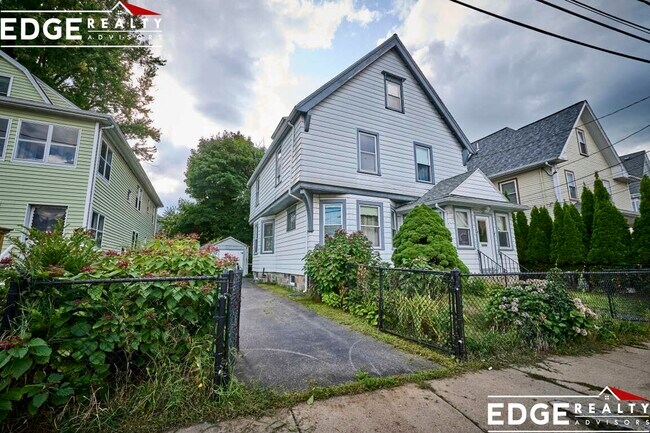 Building Photo - 8 Arden St Unit N/A
