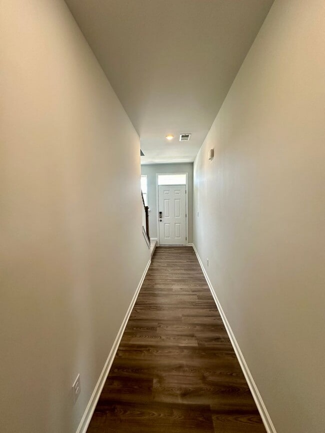 Photo - Beautiful 4BR/2BA Home in Blue Sky Meadows