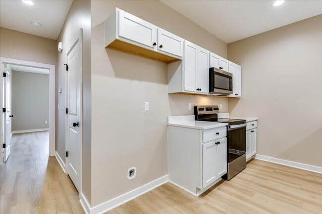Photo - 448 S Longbranch Dr