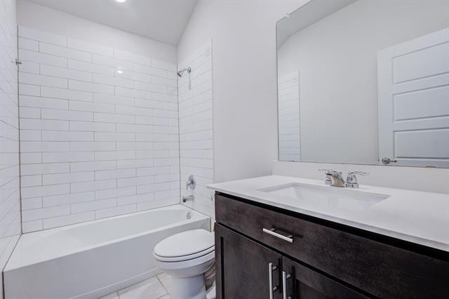 Photo - 6332 Tudor Pl