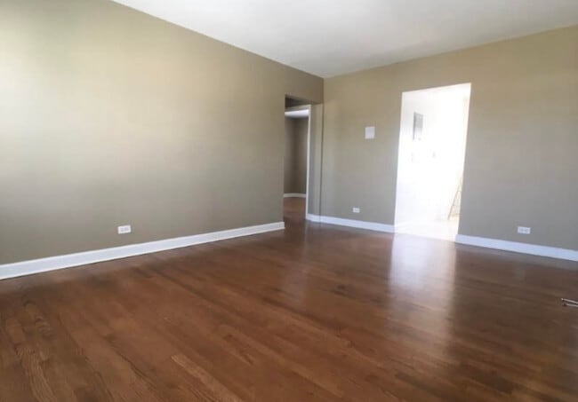 Photo - 7626 N Milwaukee Ave Unit ONE BEDROOM