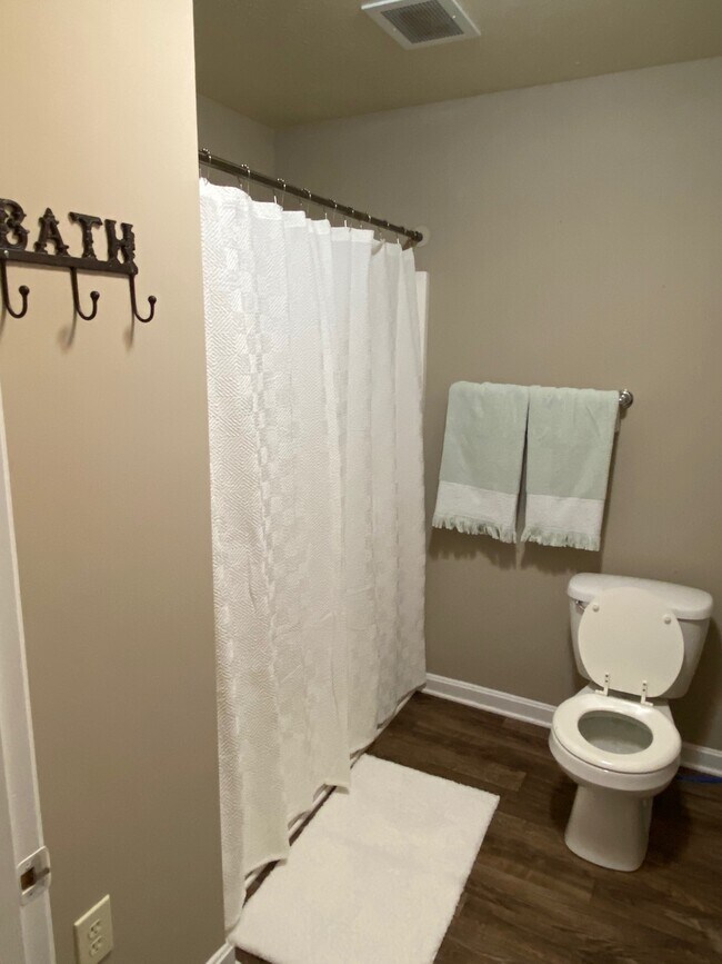 Eagle Village Student Housing Apartments Evansville, IN