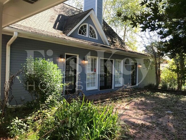 Photo - 1609 Flat Rock Dr SW