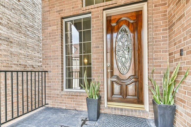 Photo - 4736 Post Oak Timber Dr