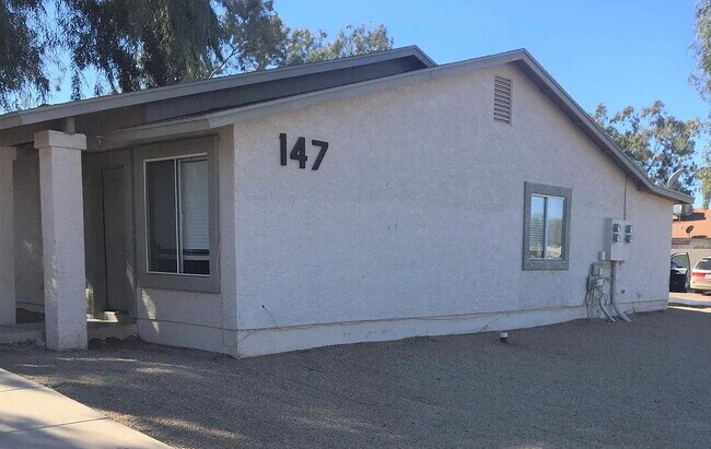 Building Photo - Prime Mesa Location – Comfort, Convenience & Value! Unit 2