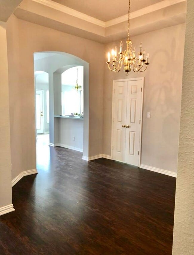 Photo - Beautiful 4 bedroom and 3 bath home