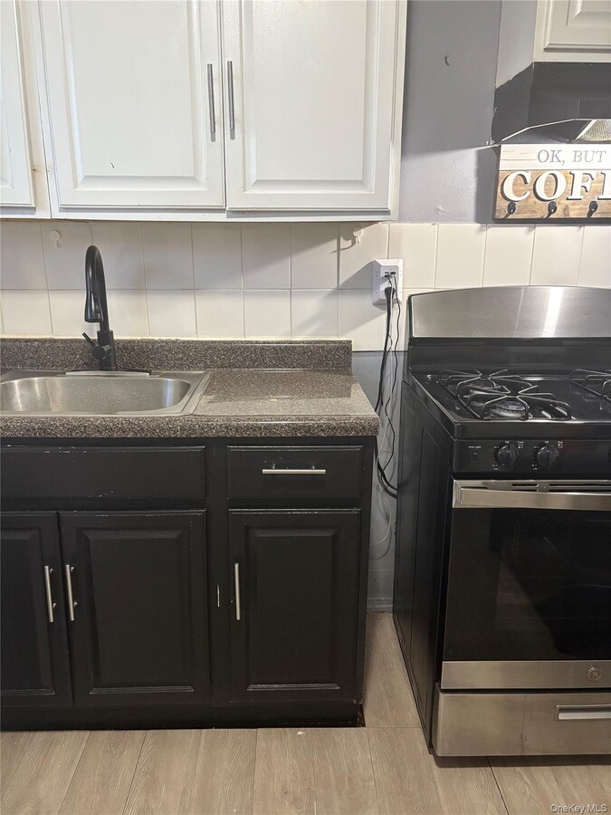 Photo - 110 Elliott Ave Unit 3