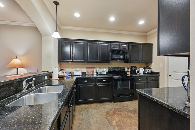 Photo - 3509 General Pkwy