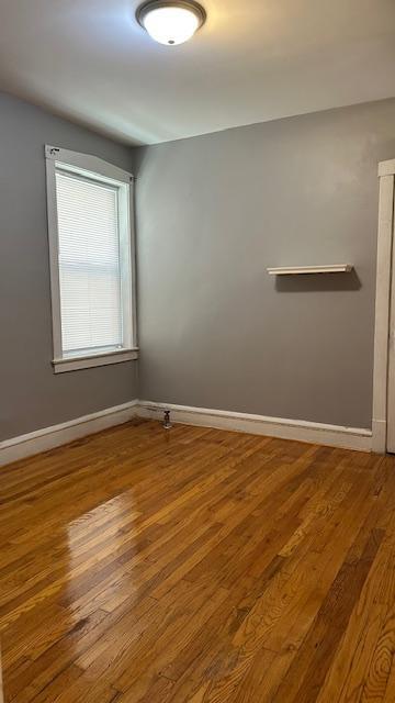Building Photo - 5725 W Addison St Rental