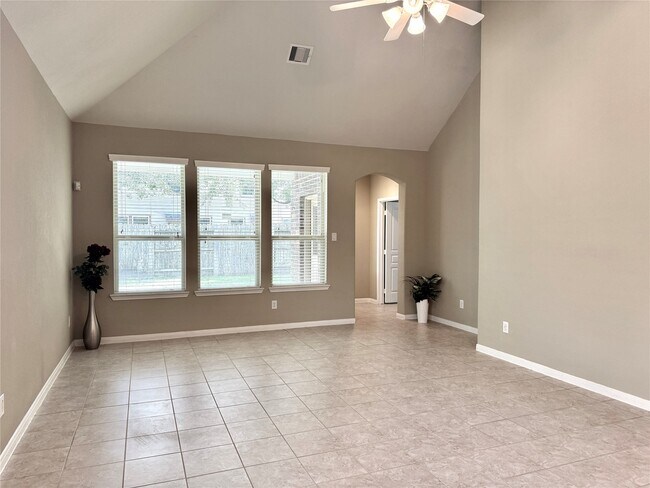 Photo - 6418 Burgess Heights Ln