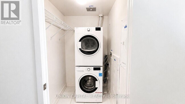 Photo - 60 Shuter St Unit 1201