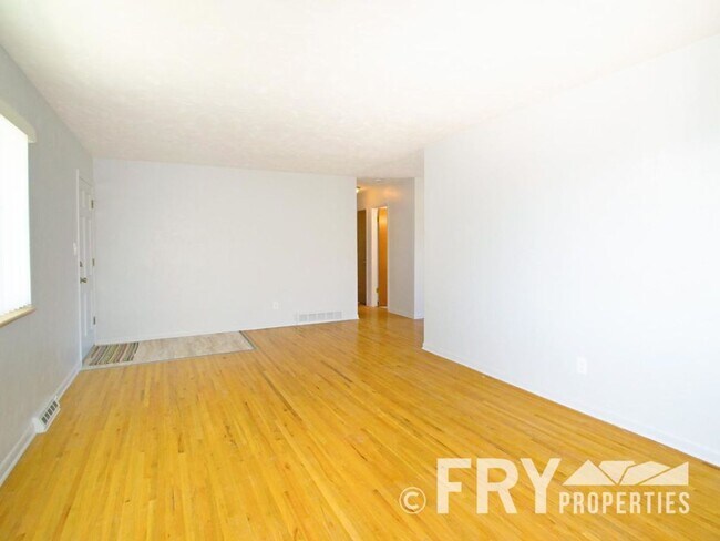 Photo - Bright, Clean Ranch Home in Sherrelwood