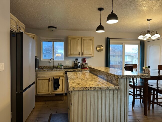 Compartido - 1634 N 725 W