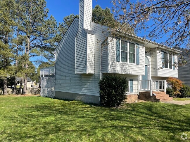Building Photo - 8811 Henly Ct Rental
